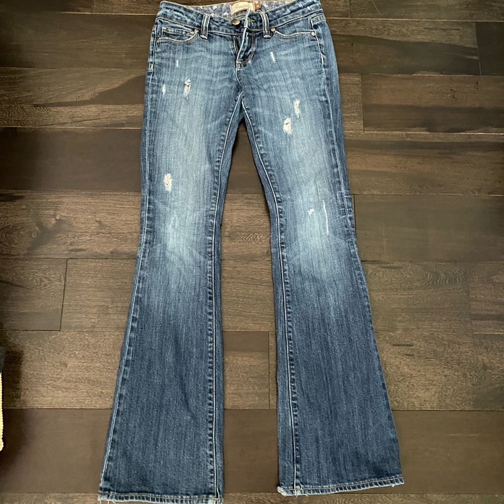 Size 25 petite Paige wide bottom, low rise jeans